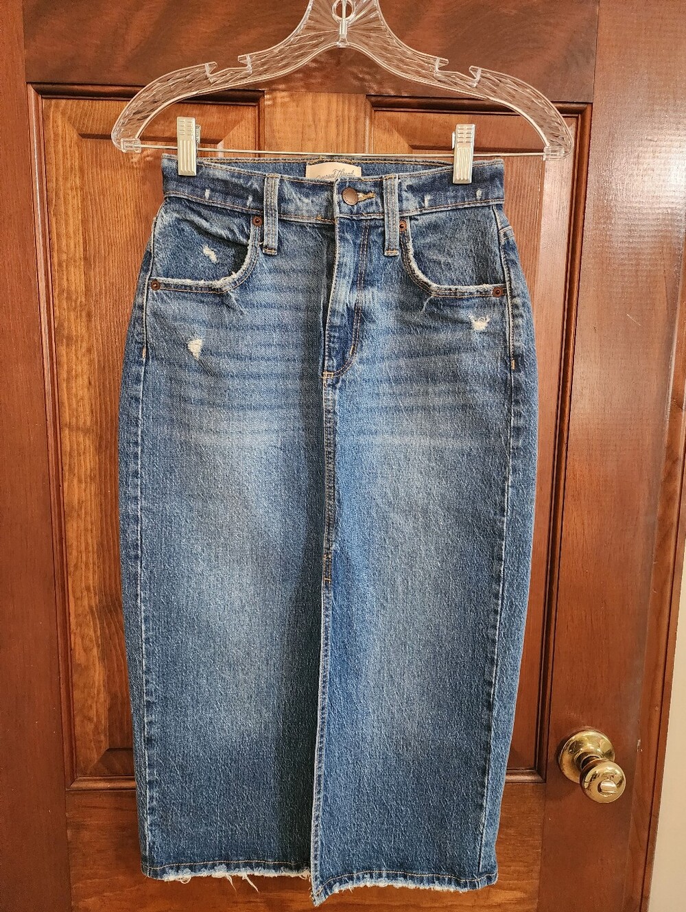 Universal Thread Classic High-Waist Blue Denim Midi Skirt (Size 00)